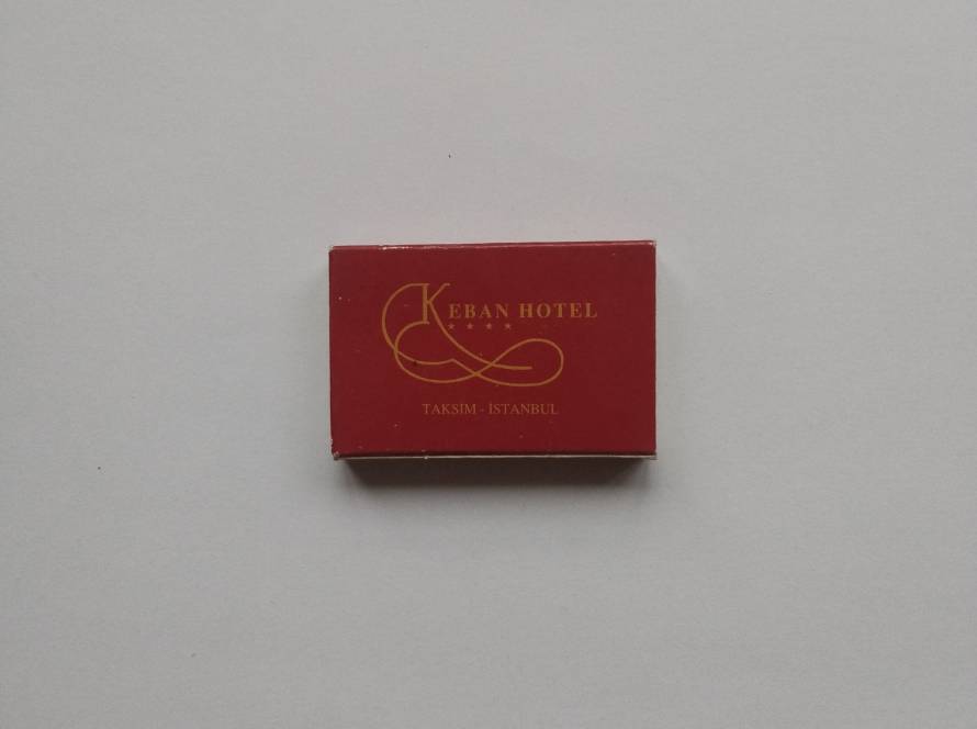 “Keban Hotel” red promotional matchbox with gold embossed typography. Marked Taksim – Istanbul. Classic 4-star hotel collectible.
