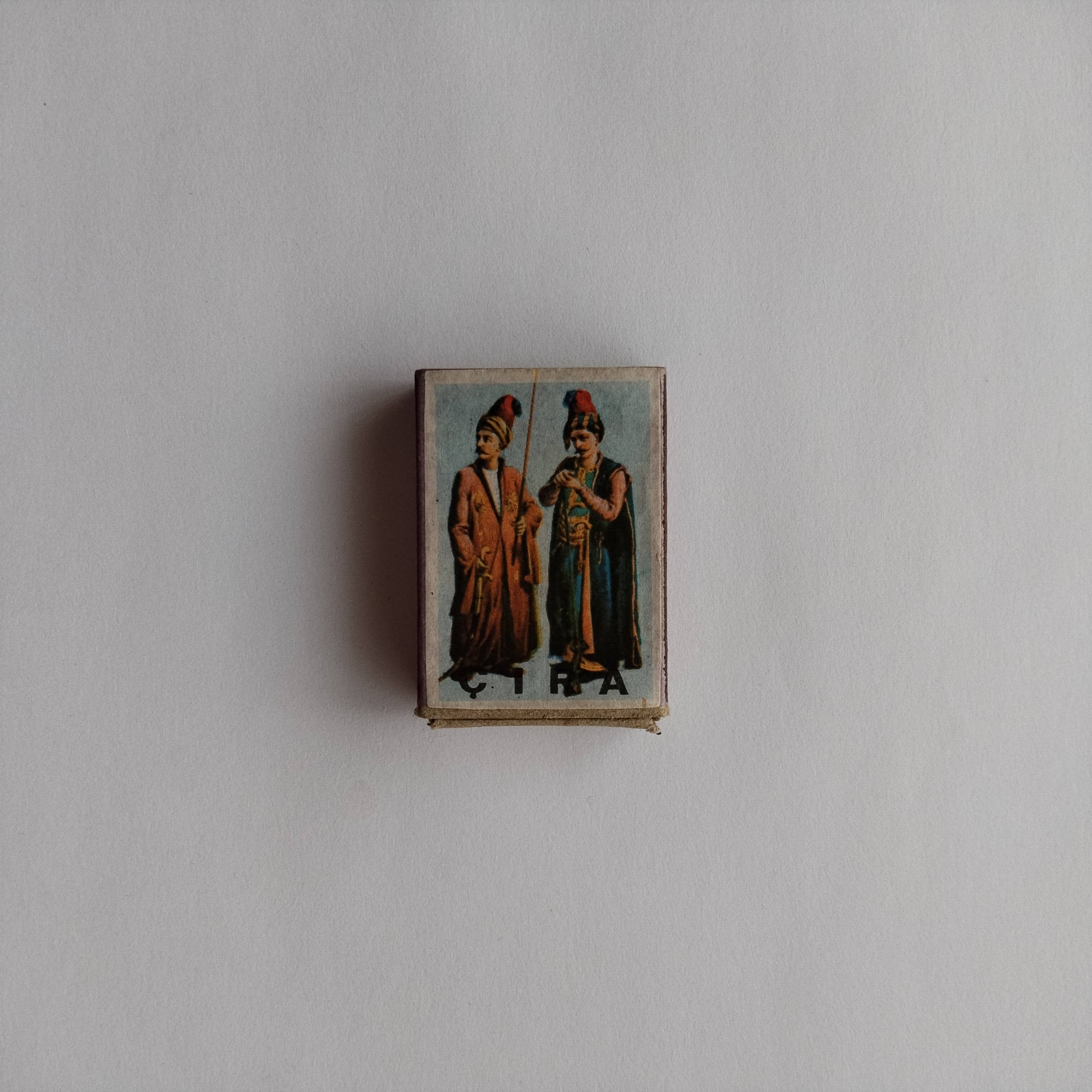 Çıra Ottoman Two Figures Traditional Attire