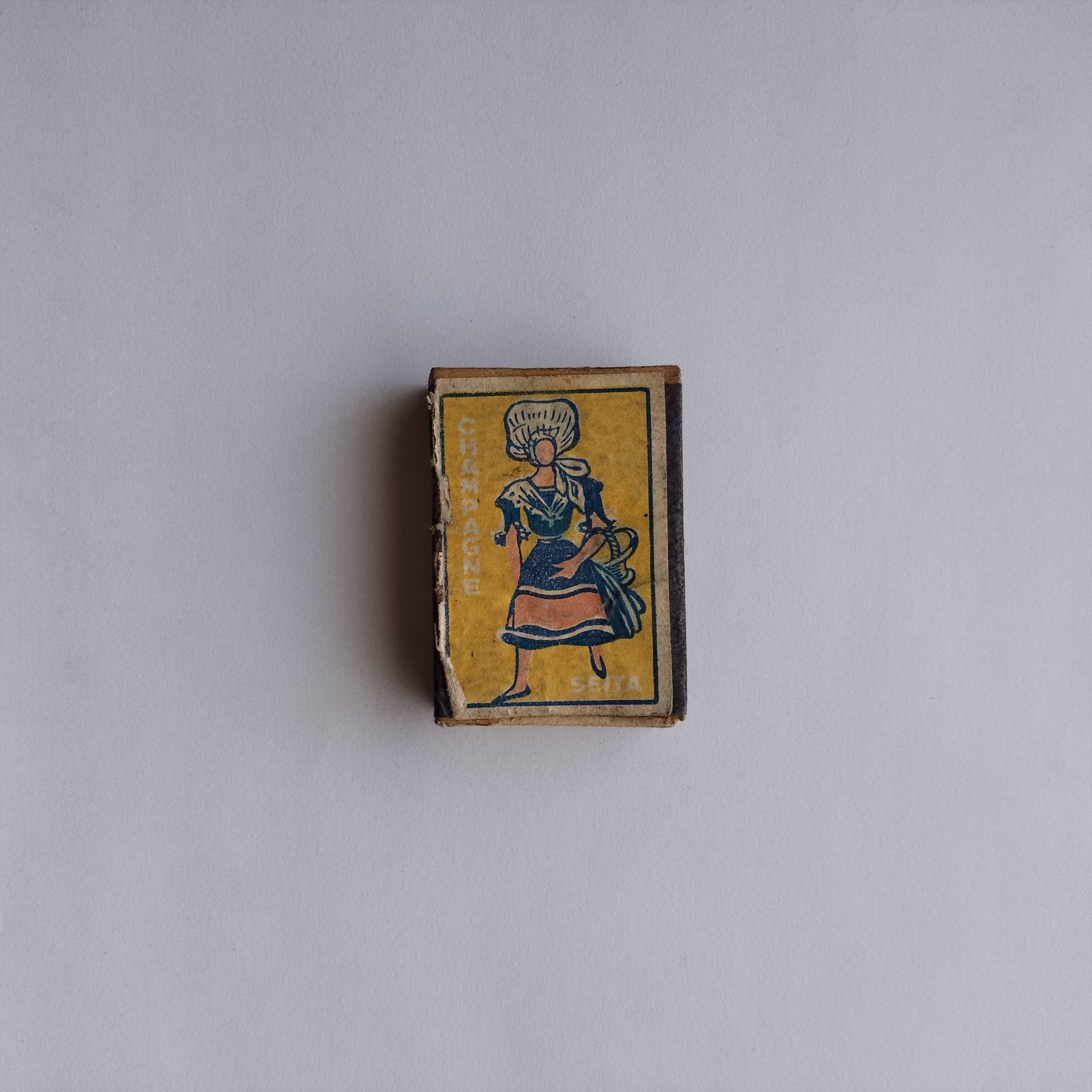 Seita Champagne Traditional Dress