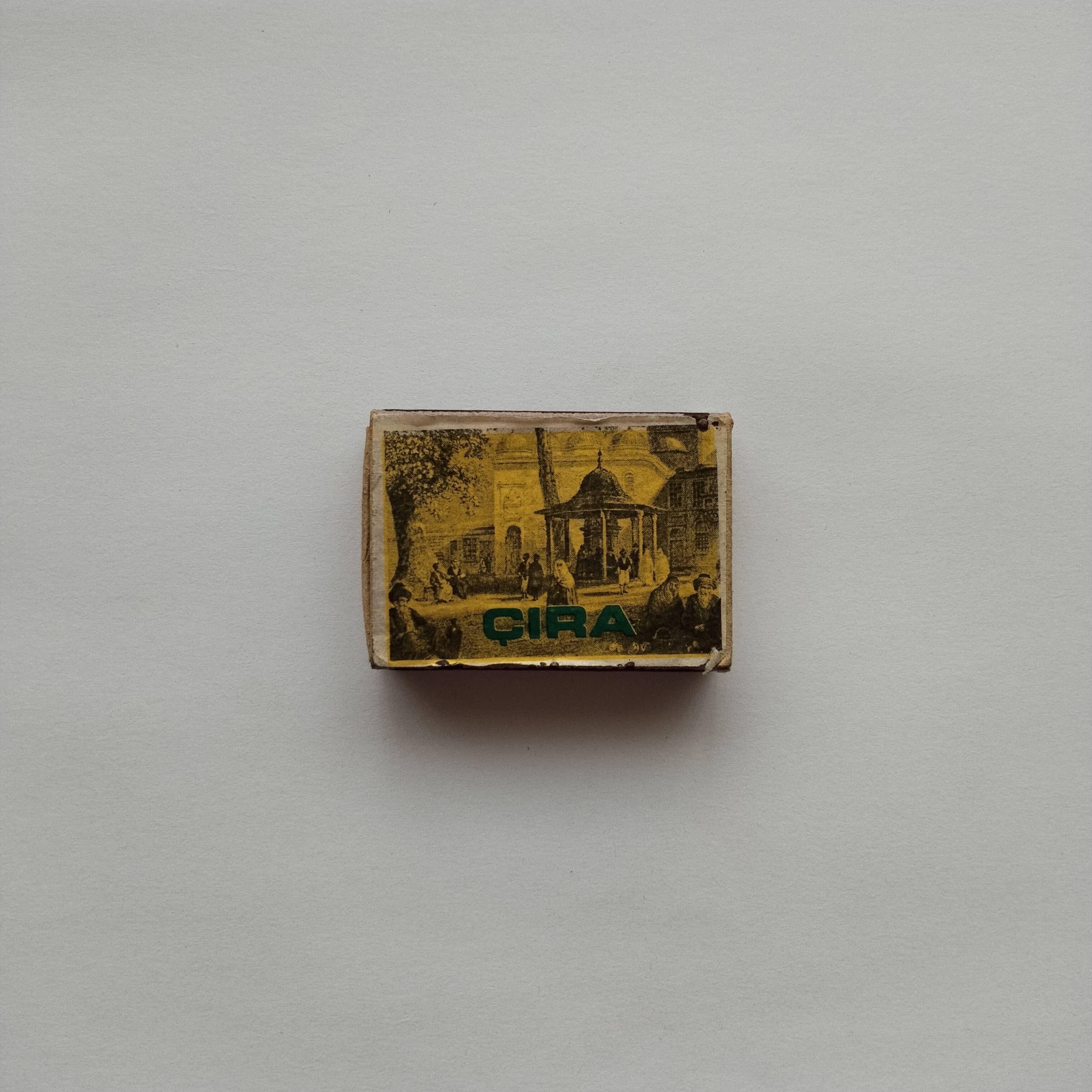 Çıra Vintage City Square Illustration